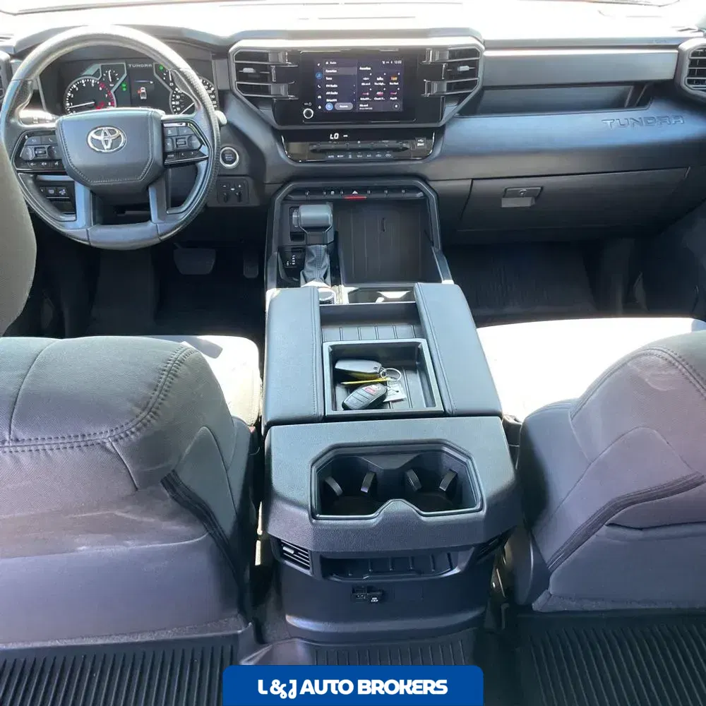 2024 Toyota Tundra SR5