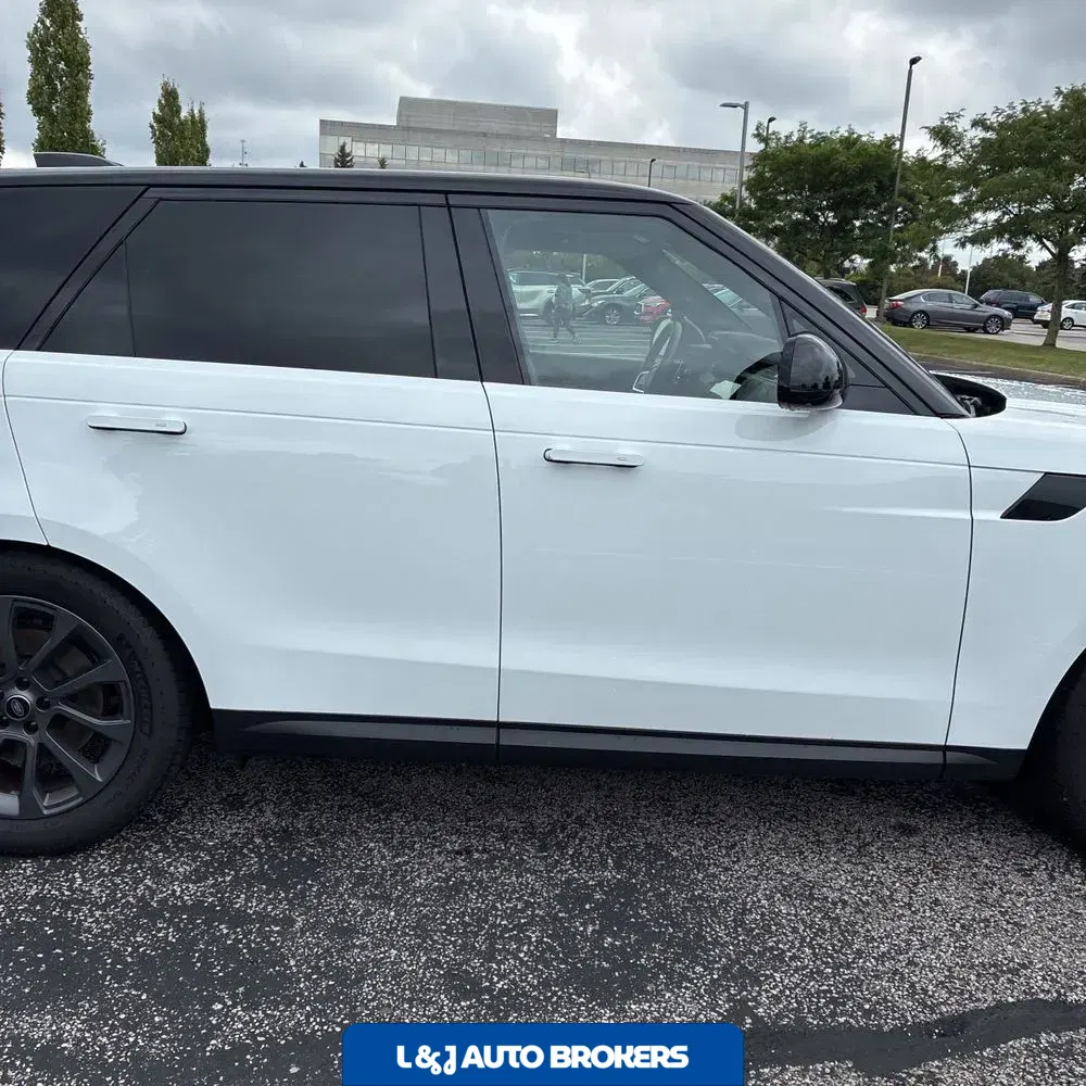 2024 Land Rover Range Rover Sport P360 SE