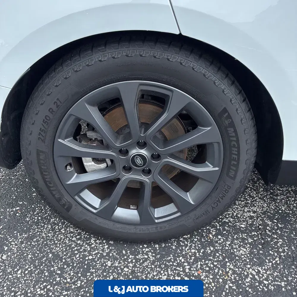 2024 Land Rover Range Rover Sport P360 SE