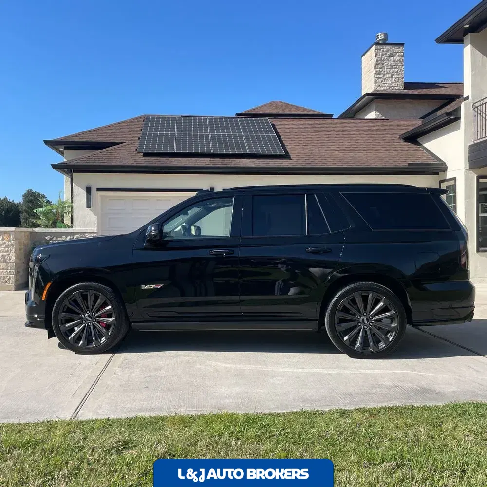2025 Cadillac Escalade-V Base
