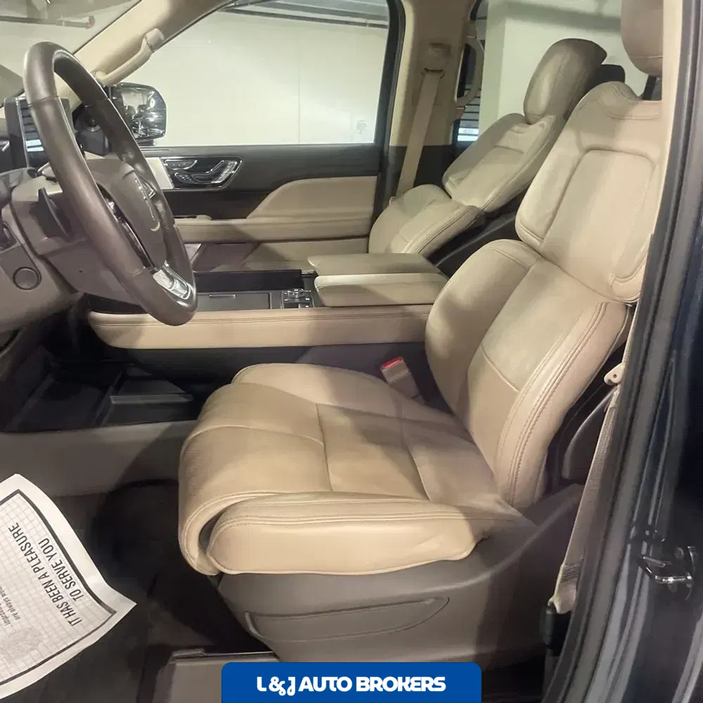 2022 Lincoln Navigator L Reserve