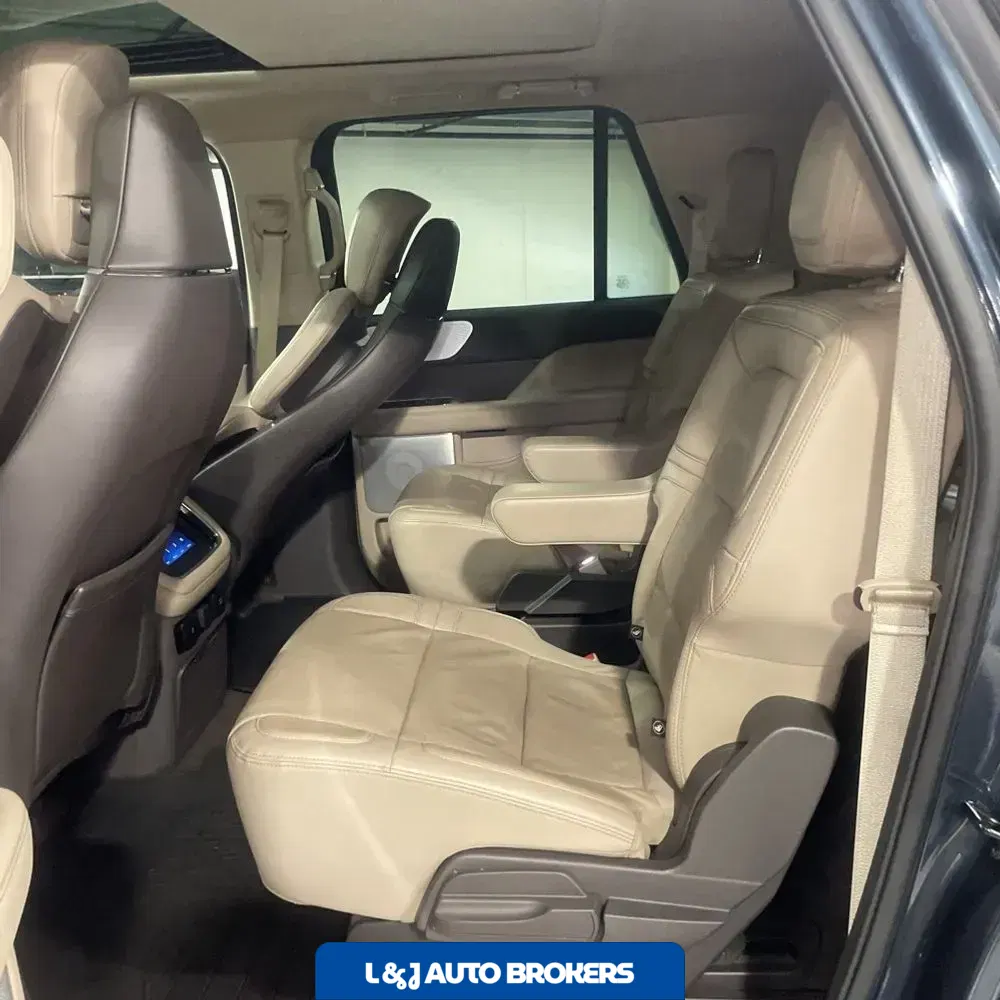 2022 Lincoln Navigator L Reserve