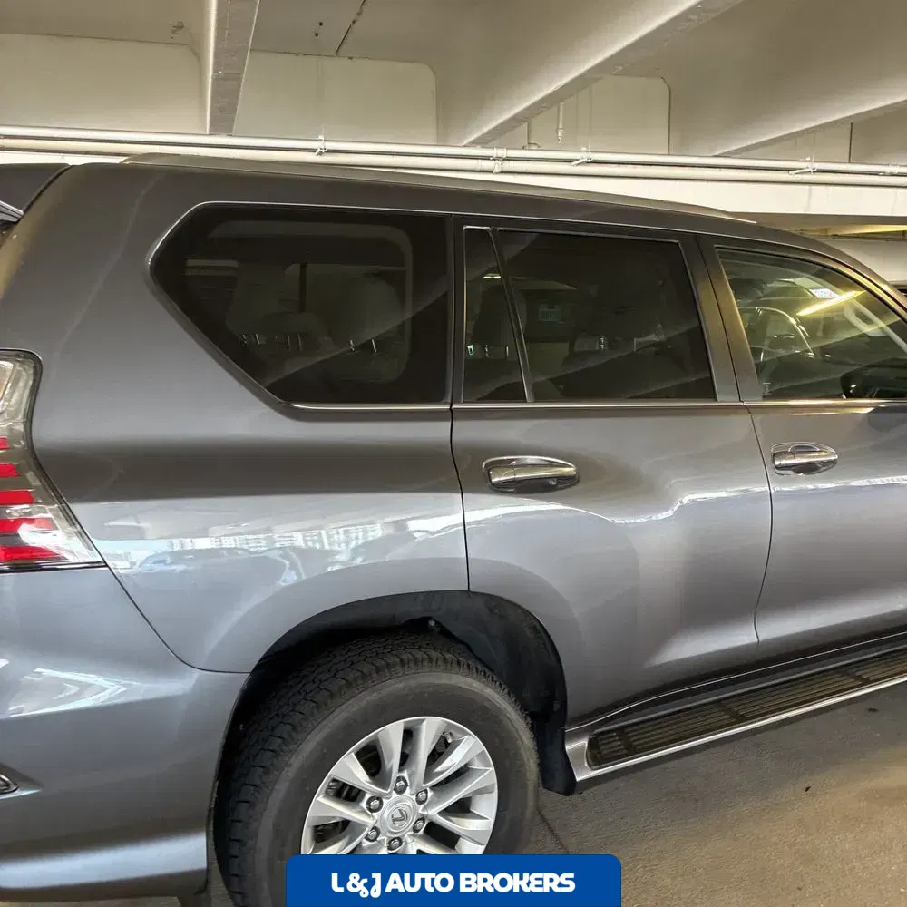 2023 Lexus GX 460 Base