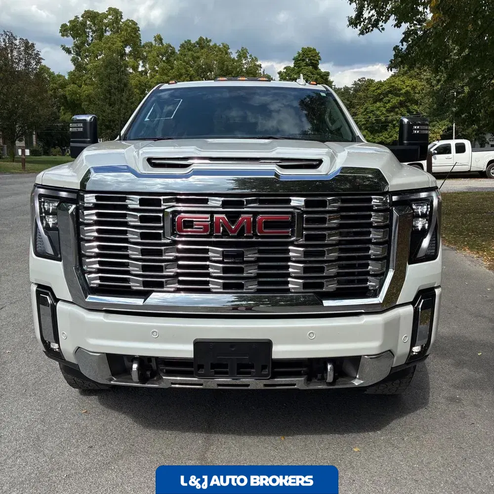 2025 GMC Sierra 3500 Denali