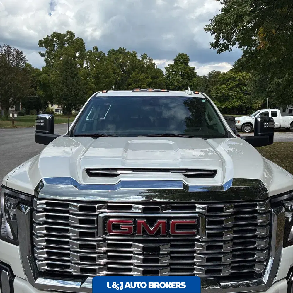 2025 GMC Sierra 3500 Denali