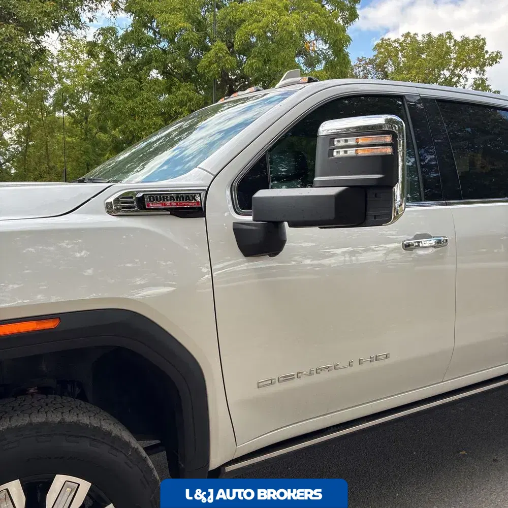 2025 GMC Sierra 3500 Denali