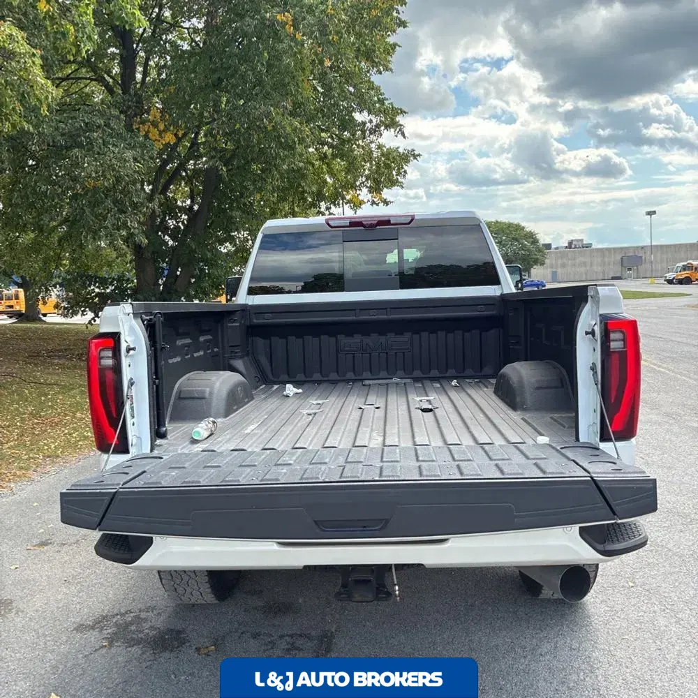 2025 GMC Sierra 3500 Denali