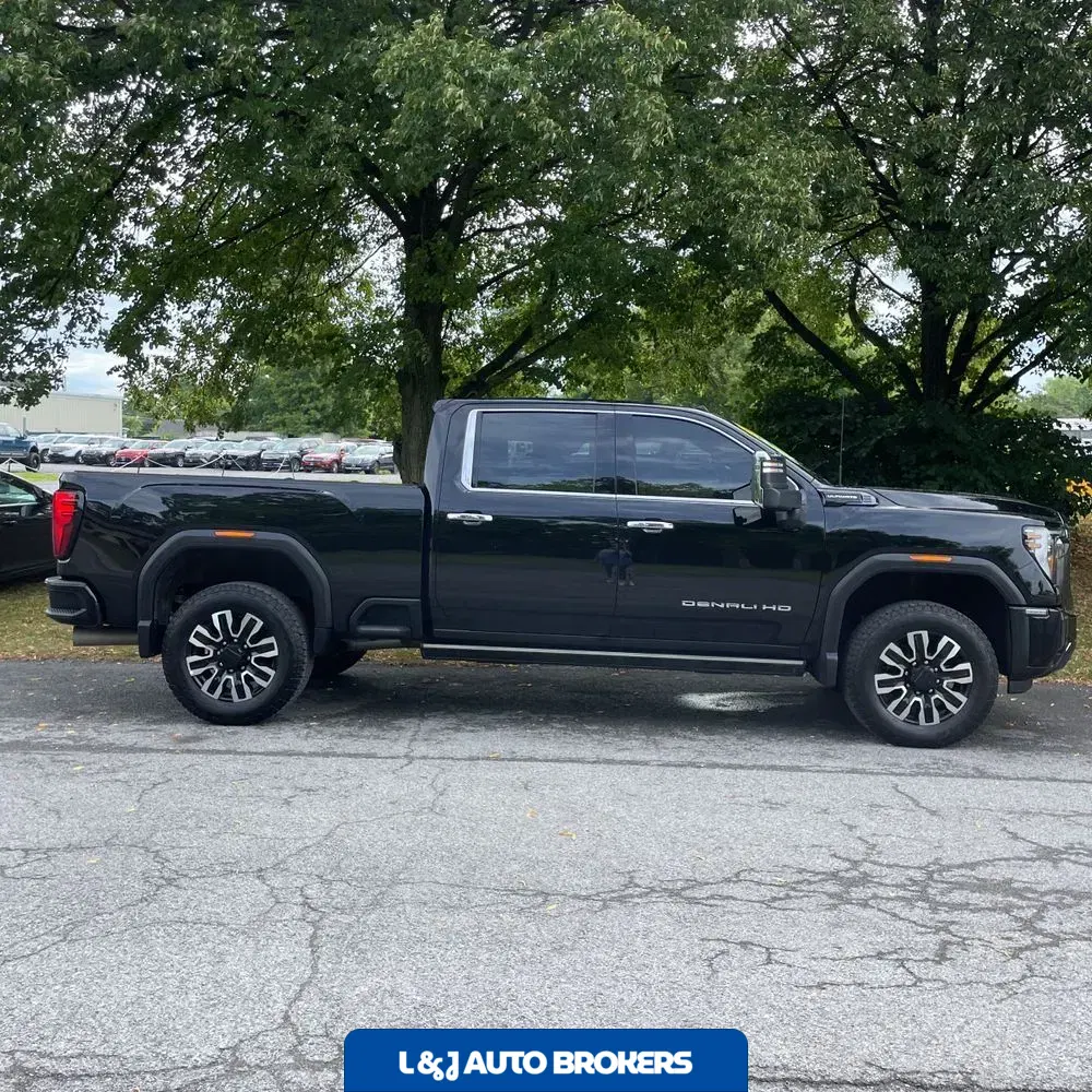 2024 GMC Sierra 3500 Denali Ultimate