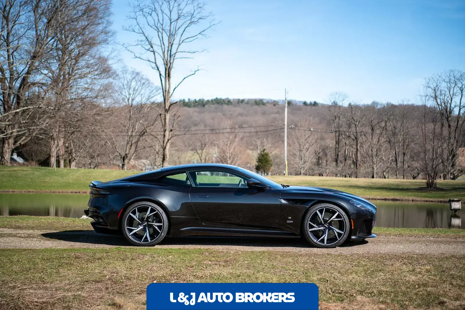 2021 Aston Martin DBS Superleggera 007 Edition