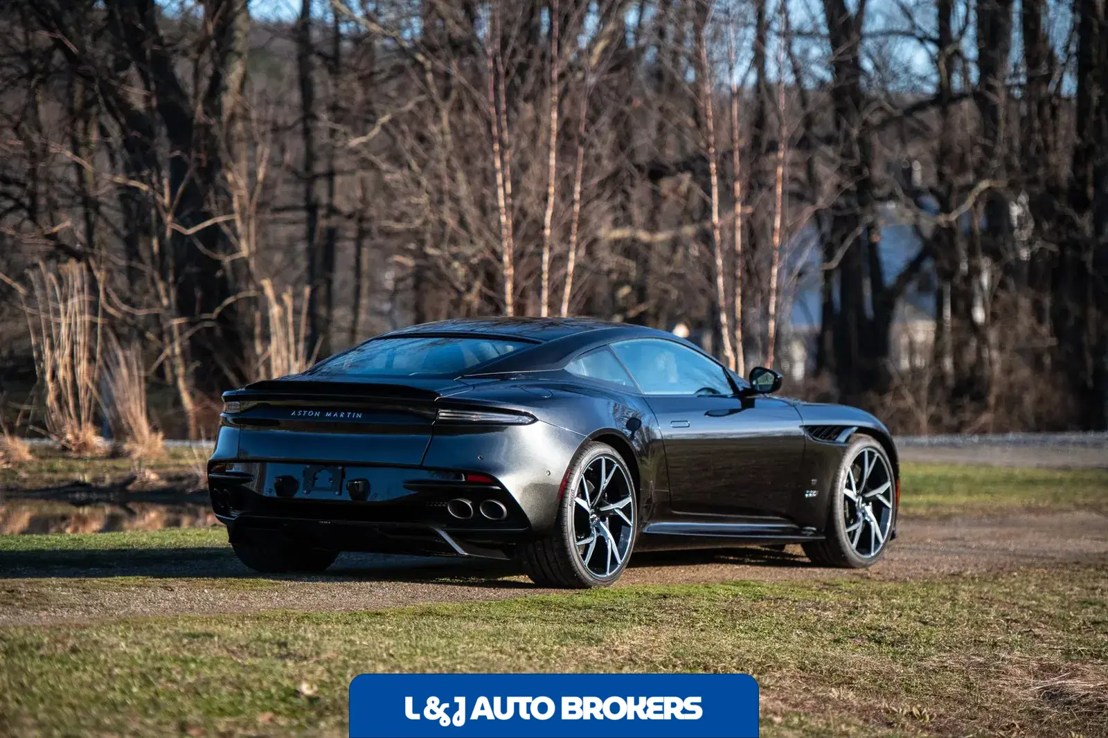 2021 Aston Martin DBS Superleggera 007 Edition
