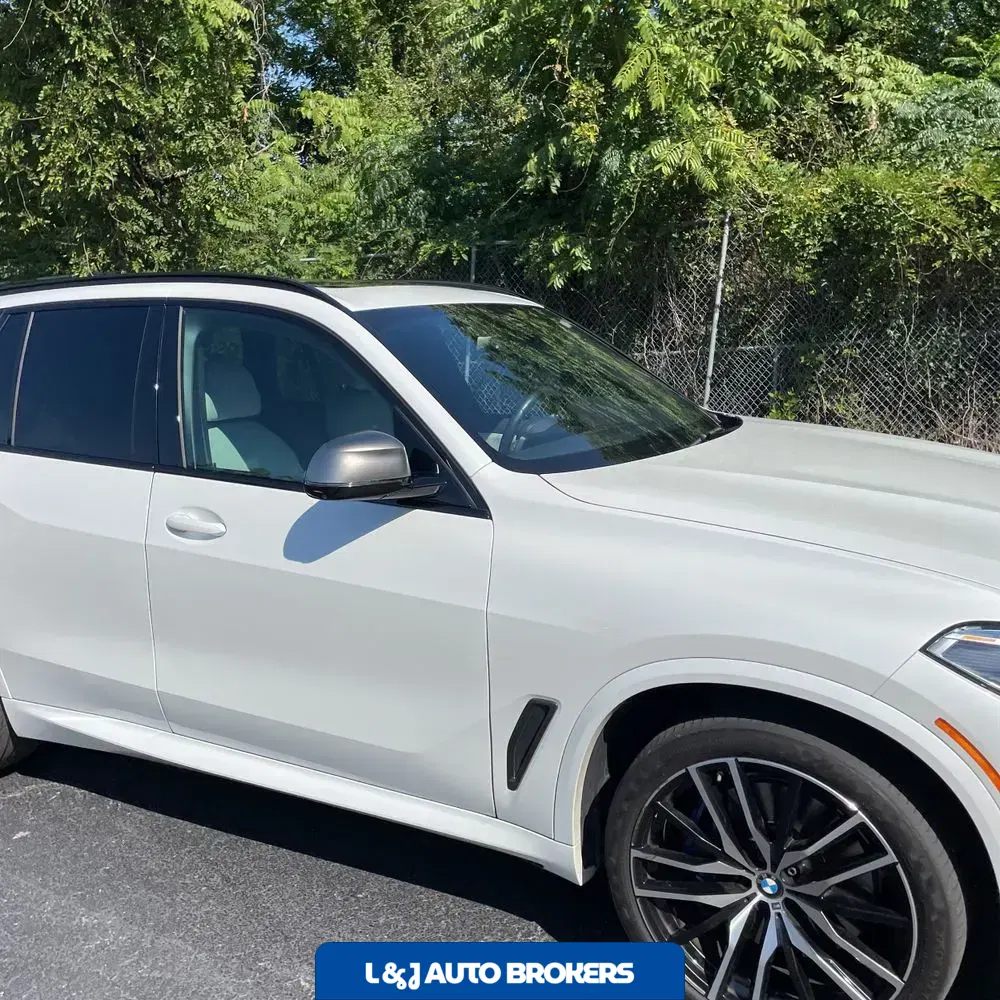 2023 BMW X5 M50i