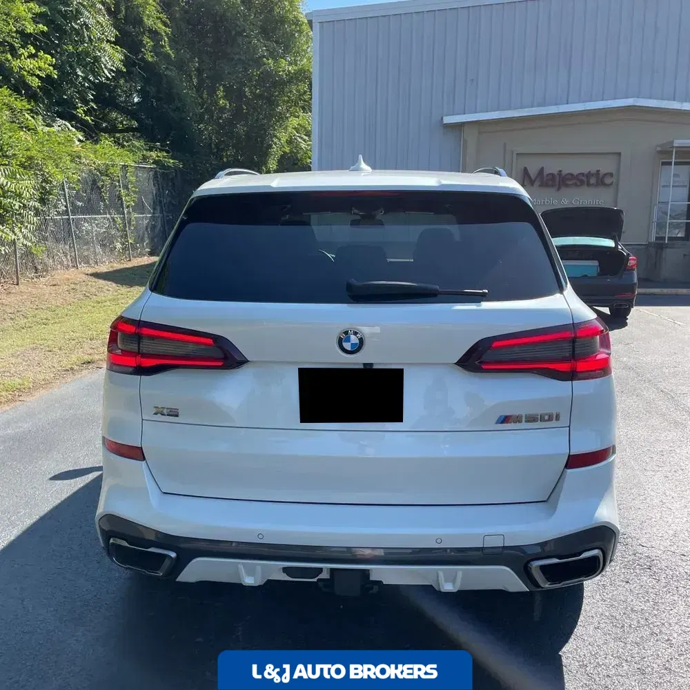2023 BMW X5 M50i