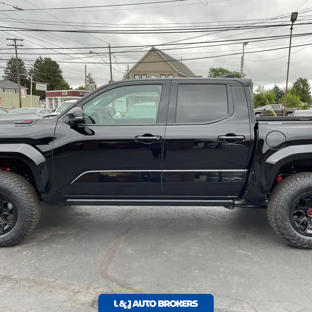 2025 Toyota Tacoma TRD Pro HV