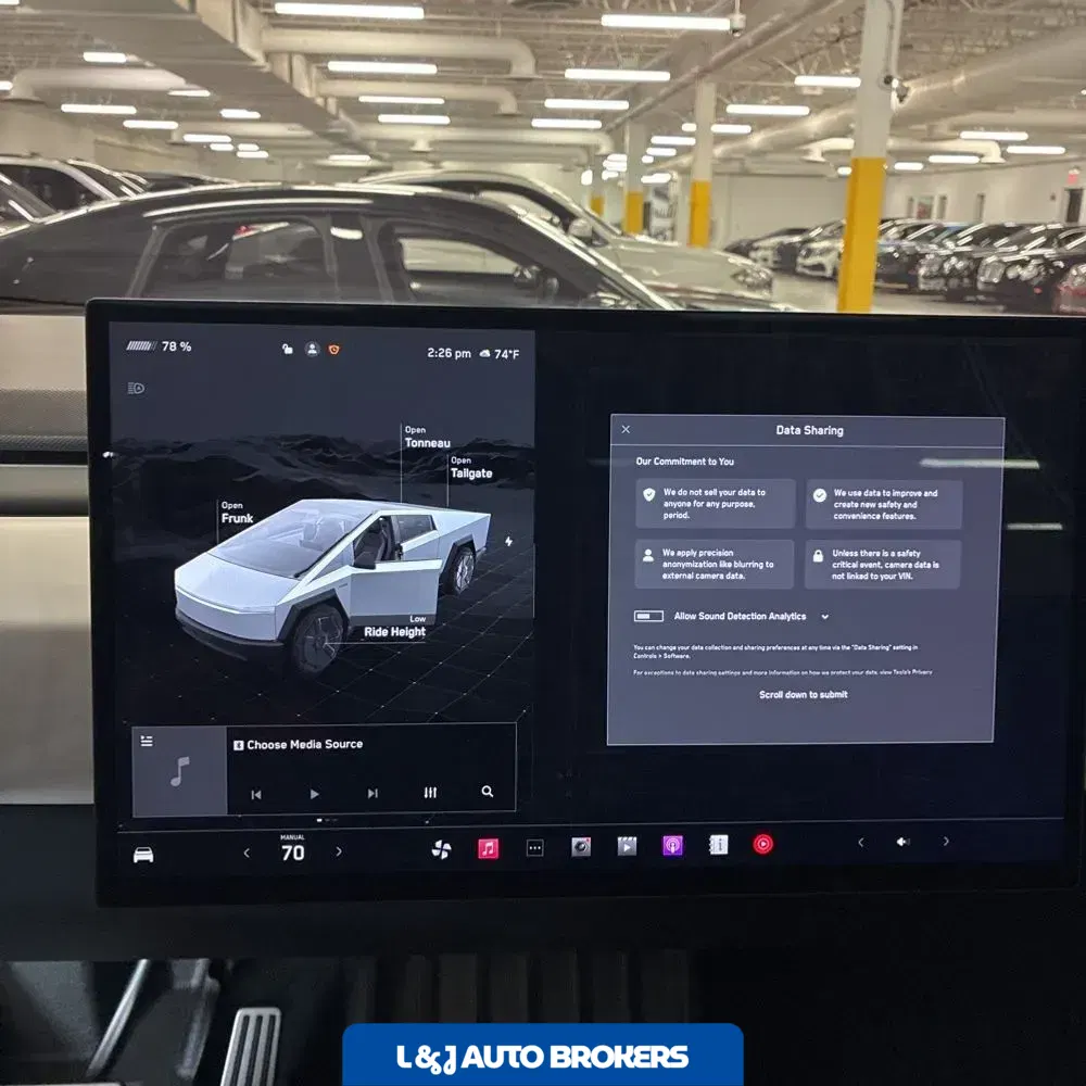 2024 Tesla Cybertruck Base