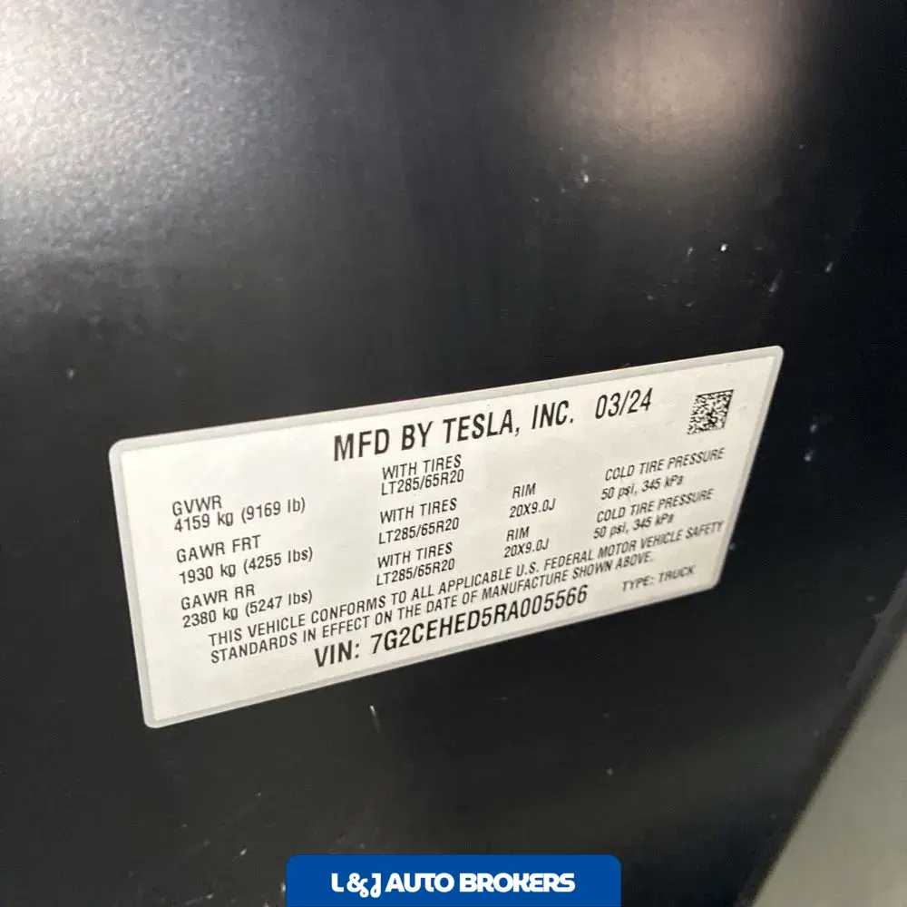 2024 Tesla Cybertruck Base