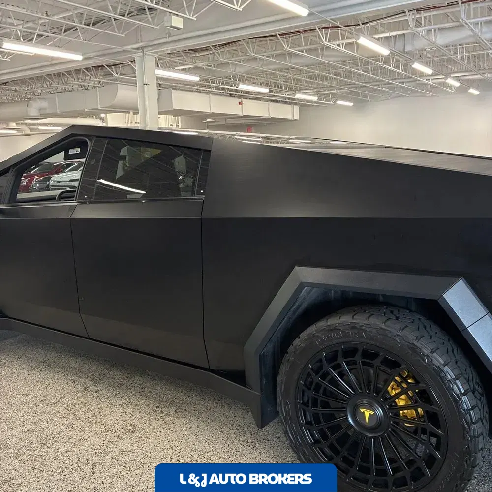 2024 Tesla Cybertruck Base