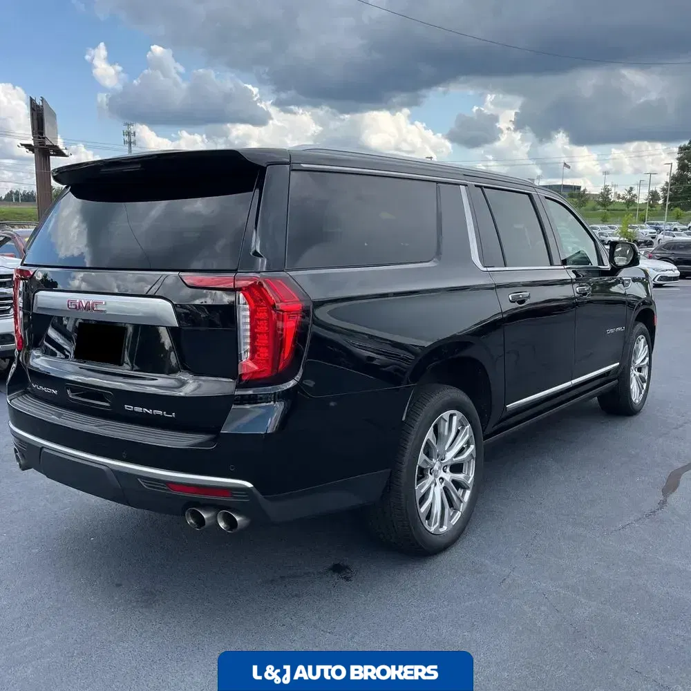 2022 GMC Yukon XL Denali
