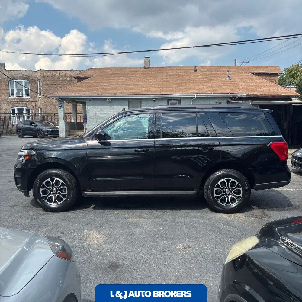 2024 Ford Expedition XLT