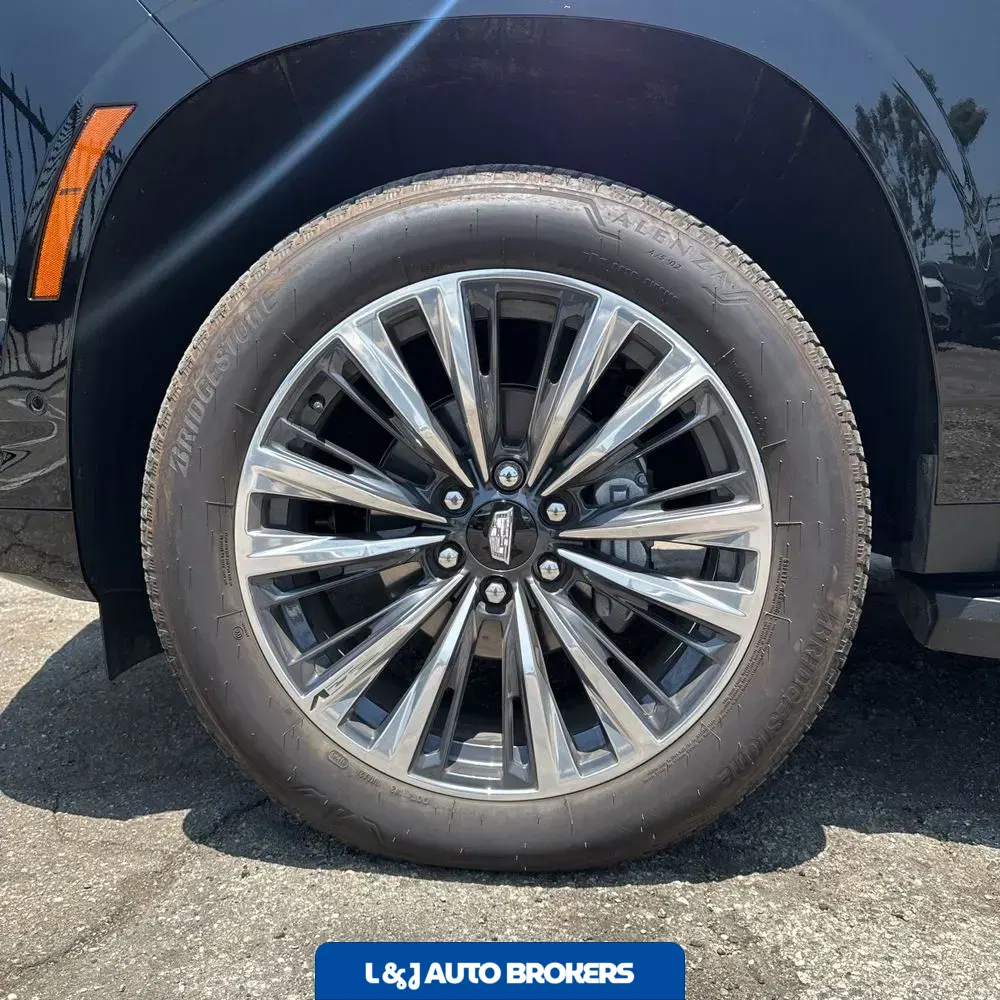 2025 Cadillac Escalade ESV Sport