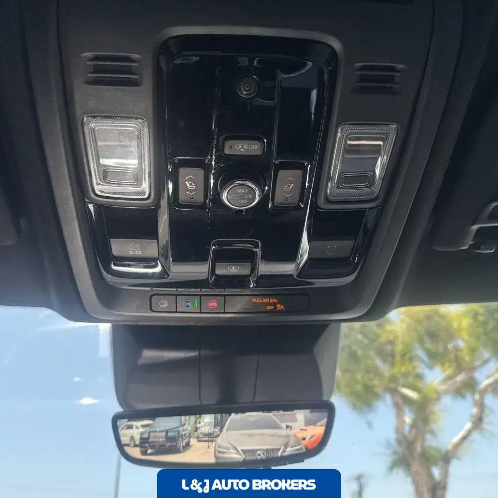 2025 Cadillac Escalade ESV Sport
