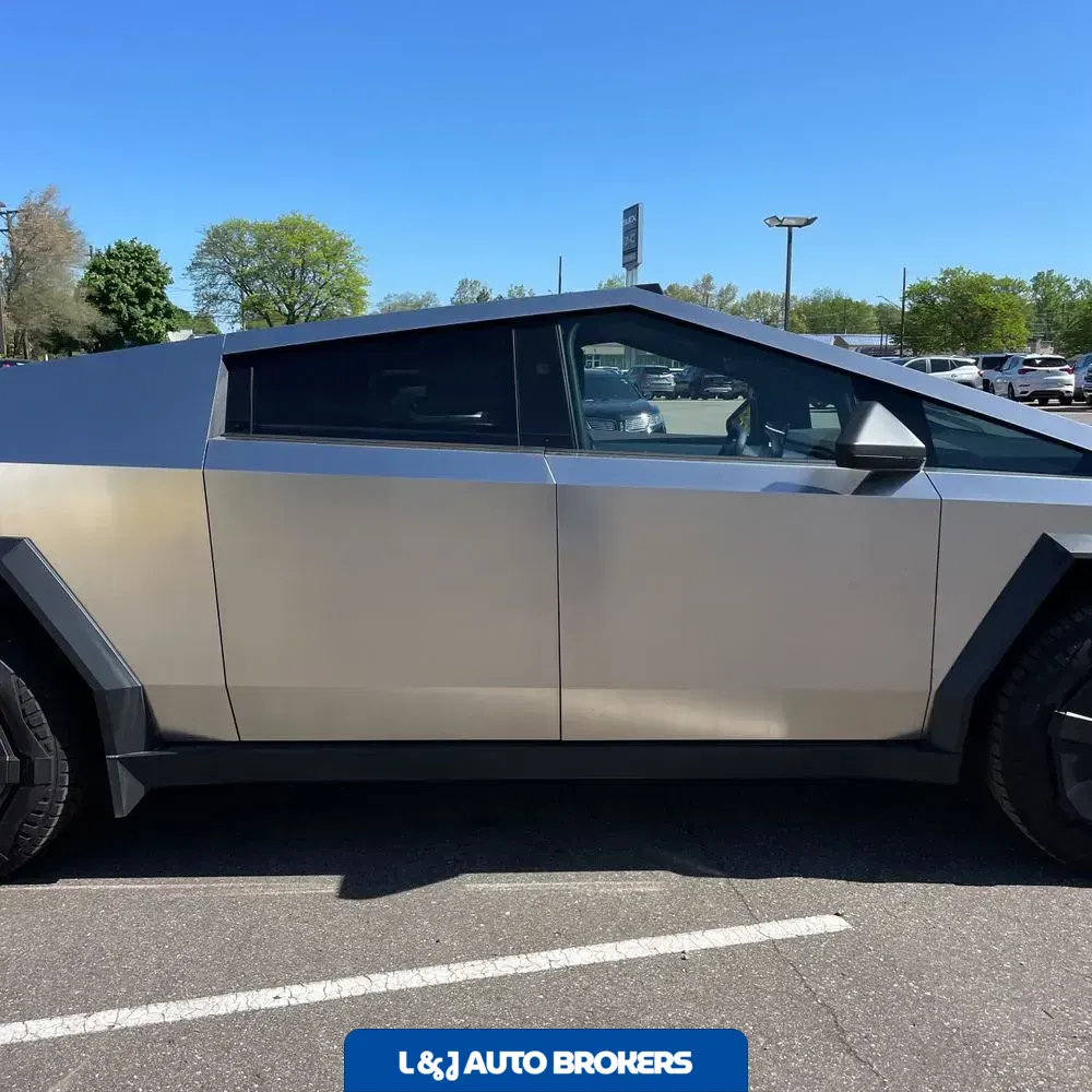 2024 Tesla Cybertruck CyberBeast