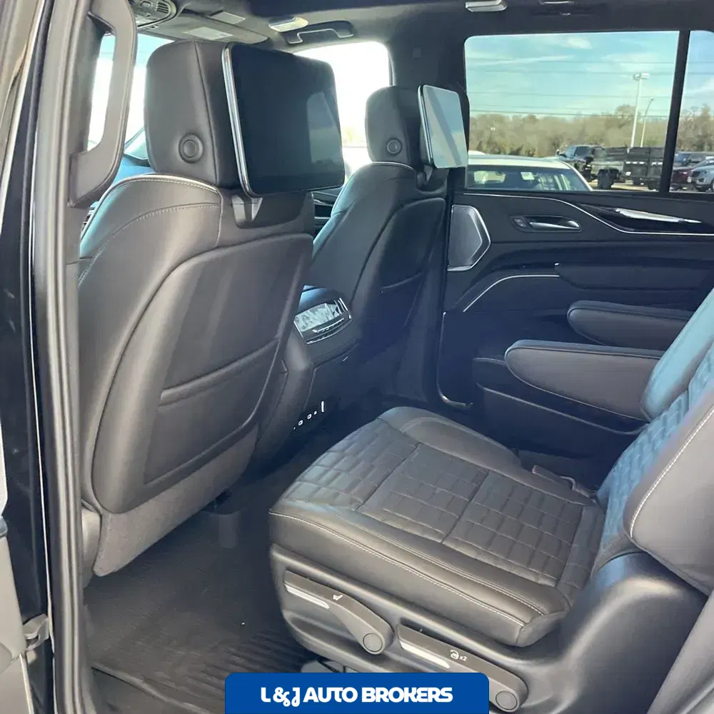 2024 Cadillac Escalade-V Base
