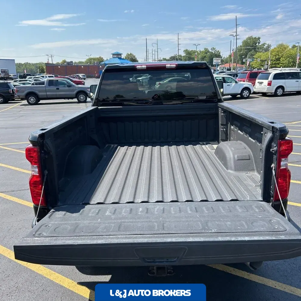 2024 Chevrolet Silverado 2500 Custom