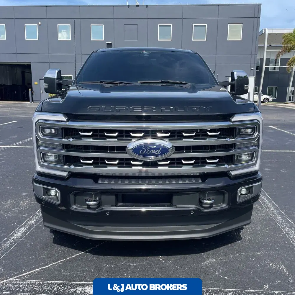 2024 Ford F-350 Super Duty Platinum