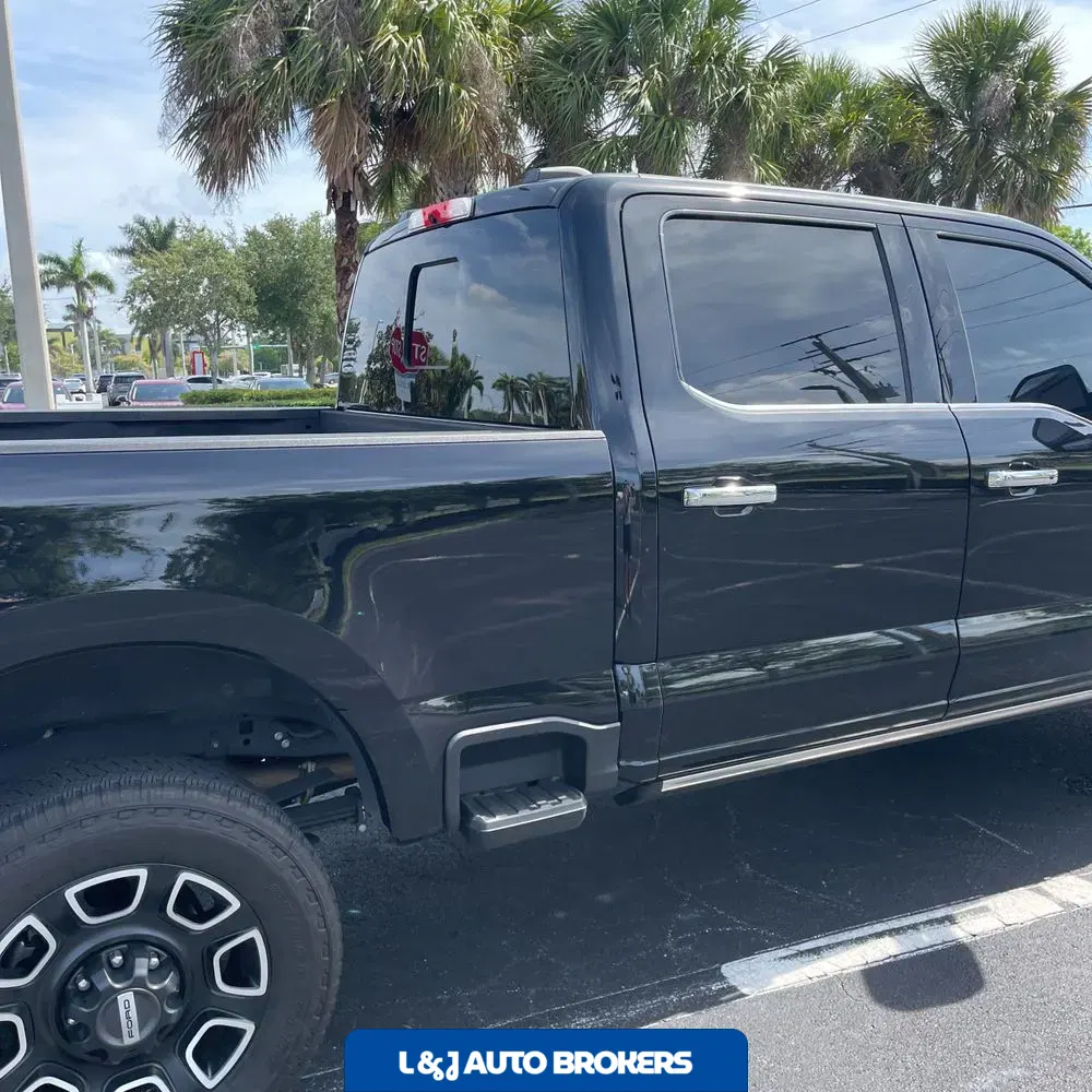2024 Ford F-350 Super Duty Platinum