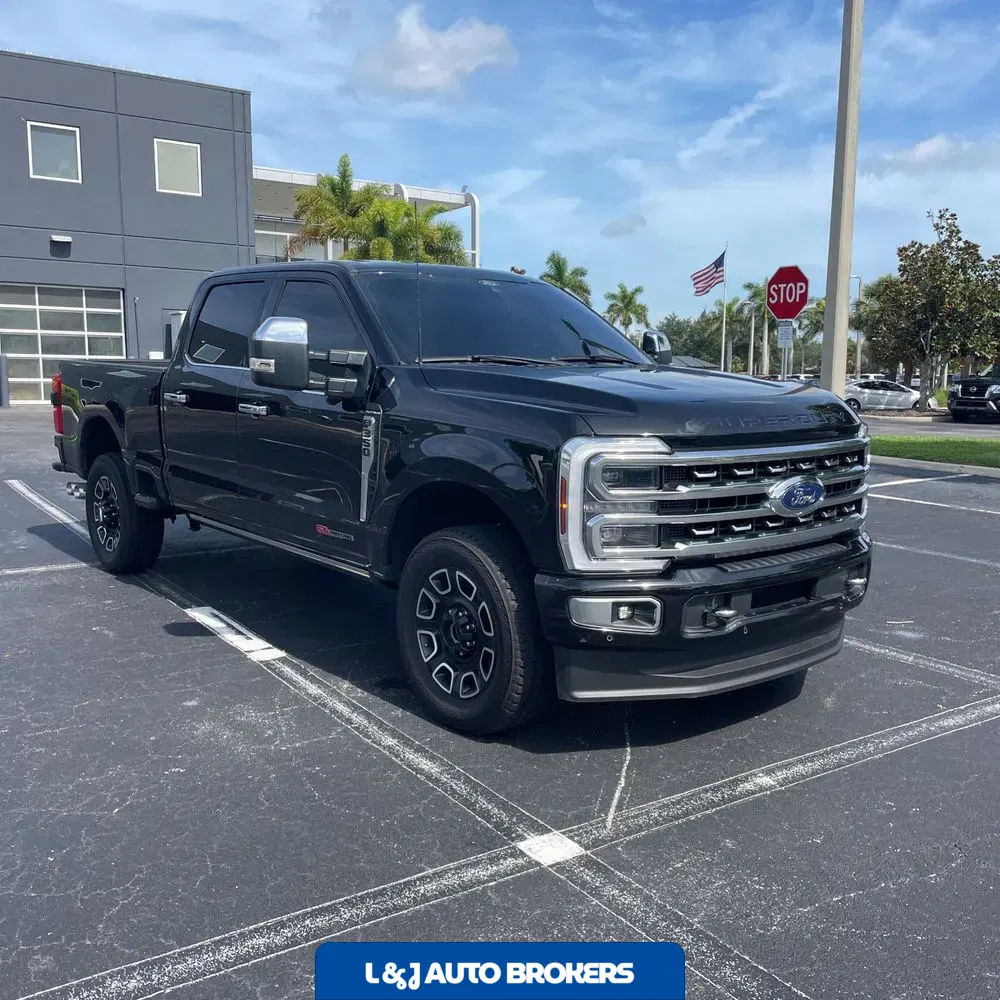 2024 Ford F-350 Super Duty Platinum