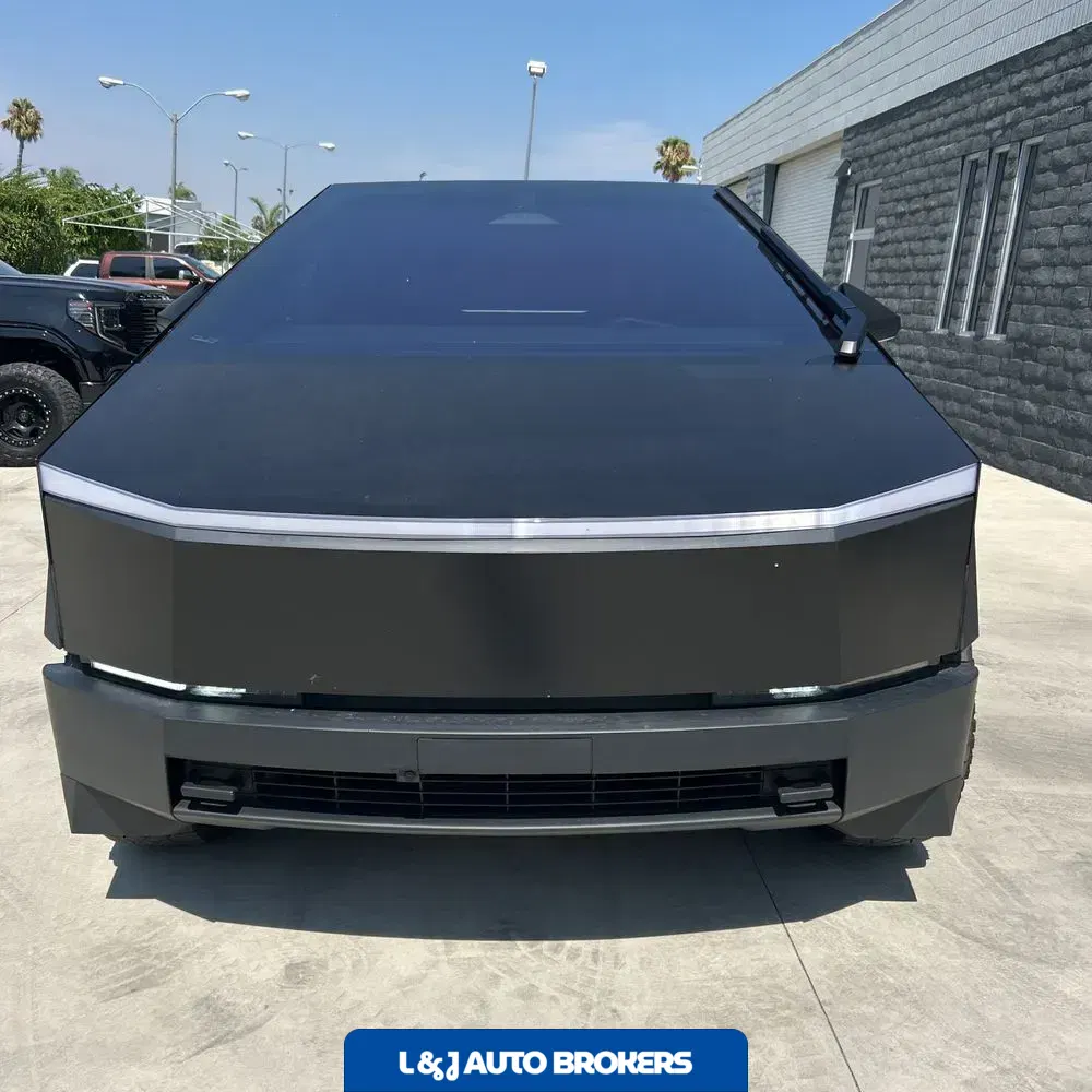 2024 Tesla Cybertruck Base