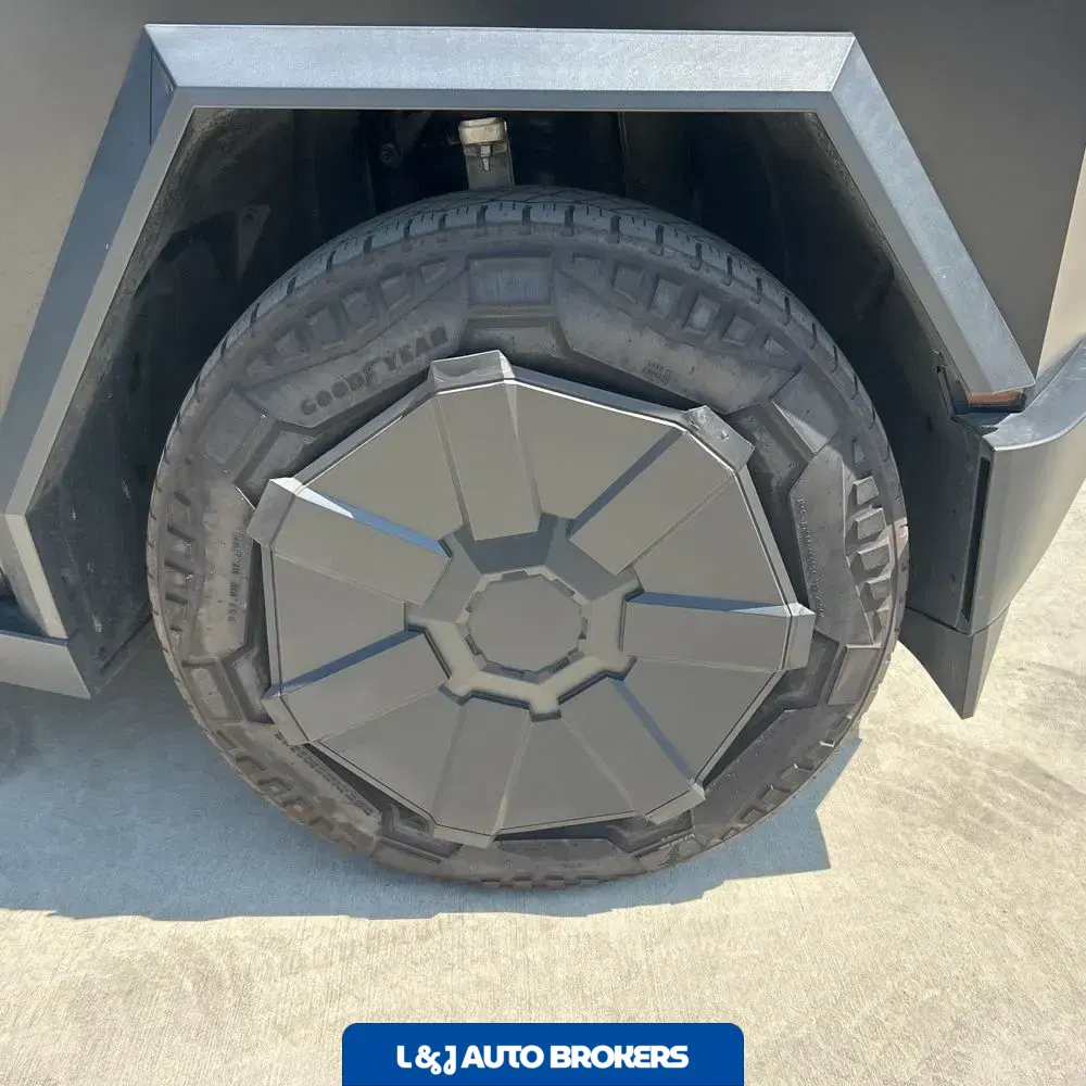 2024 Tesla Cybertruck Base