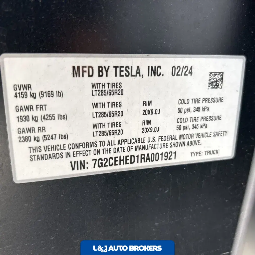 2024 Tesla Cybertruck Base
