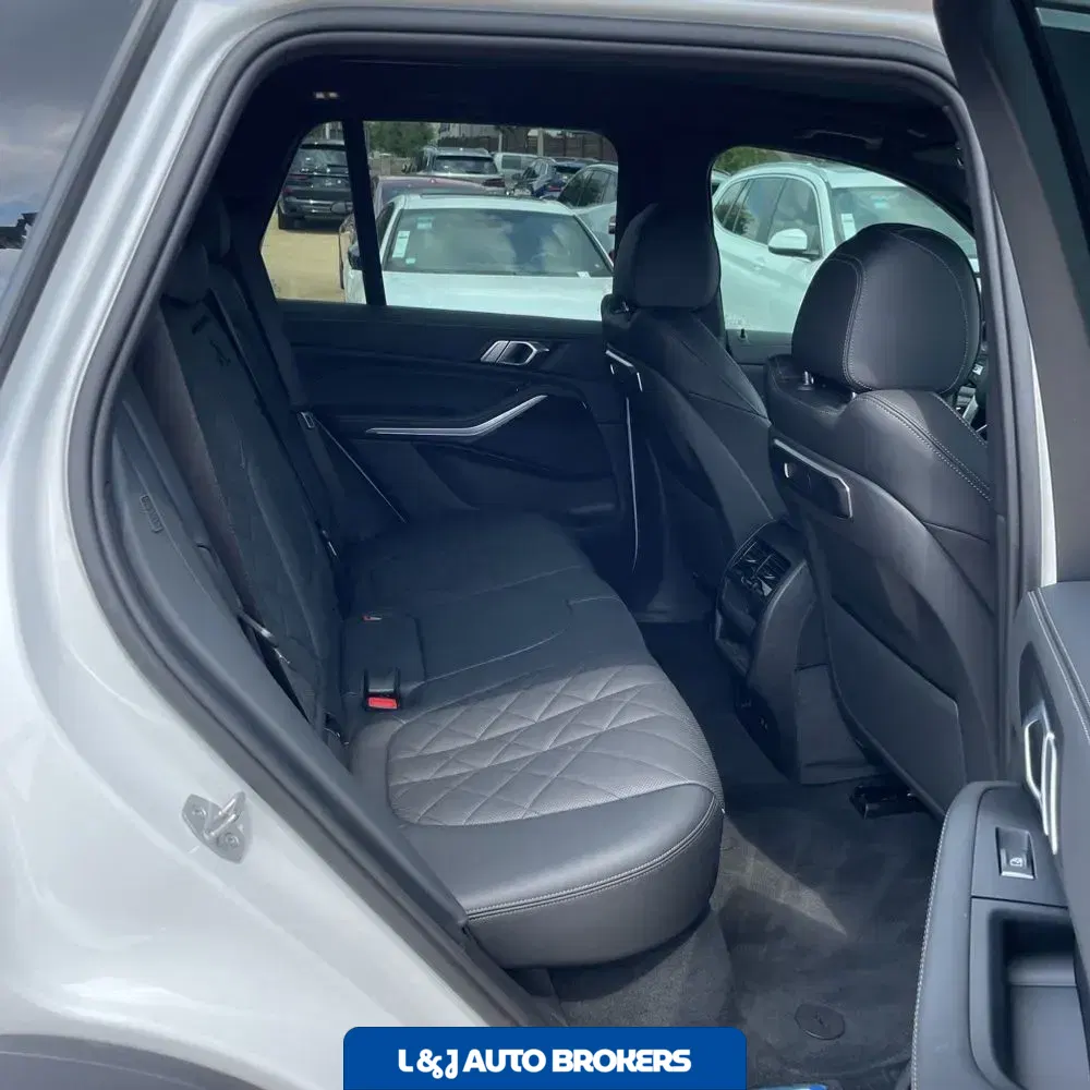 2025 BMW X5 XDrive40i
