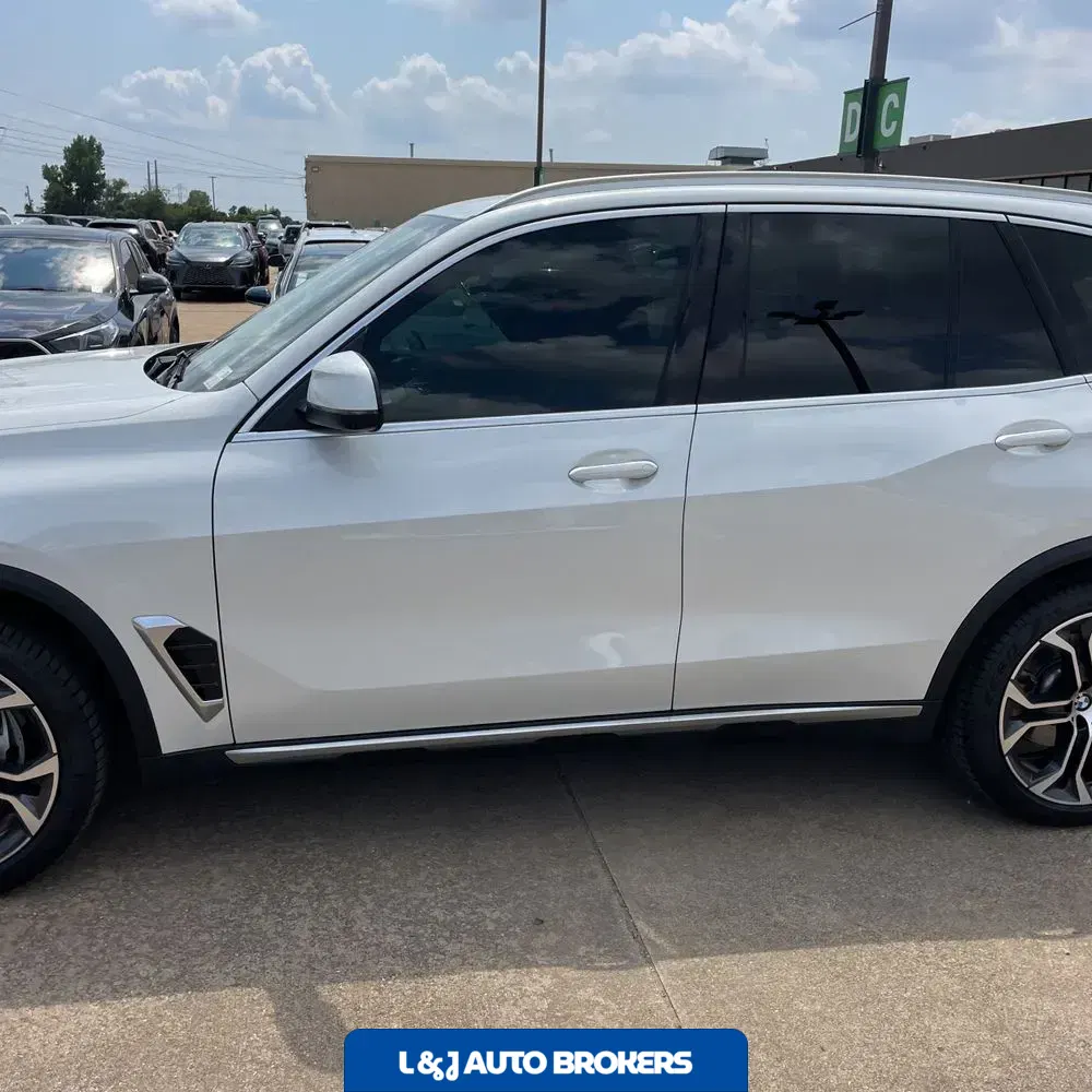 2025 BMW X5 XDrive40i