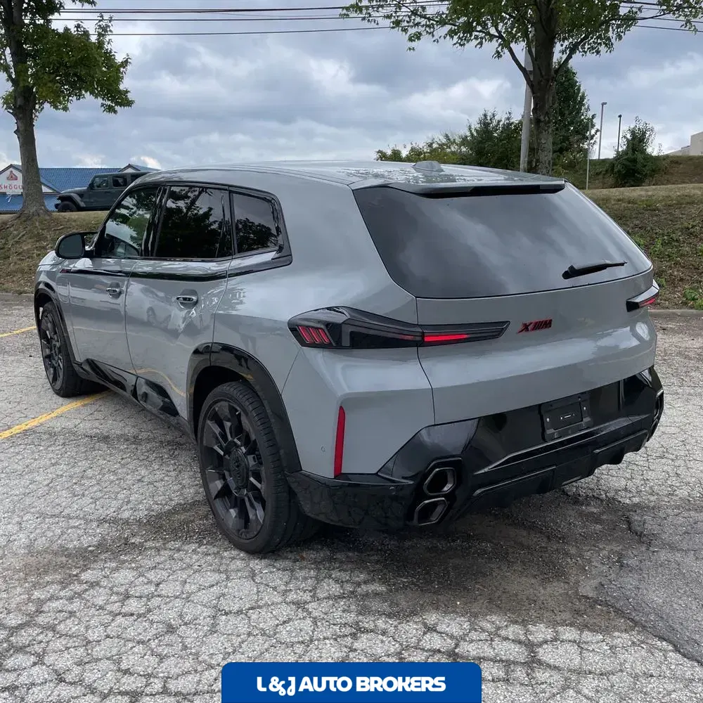 2024 BMW XM Label Red PHEV