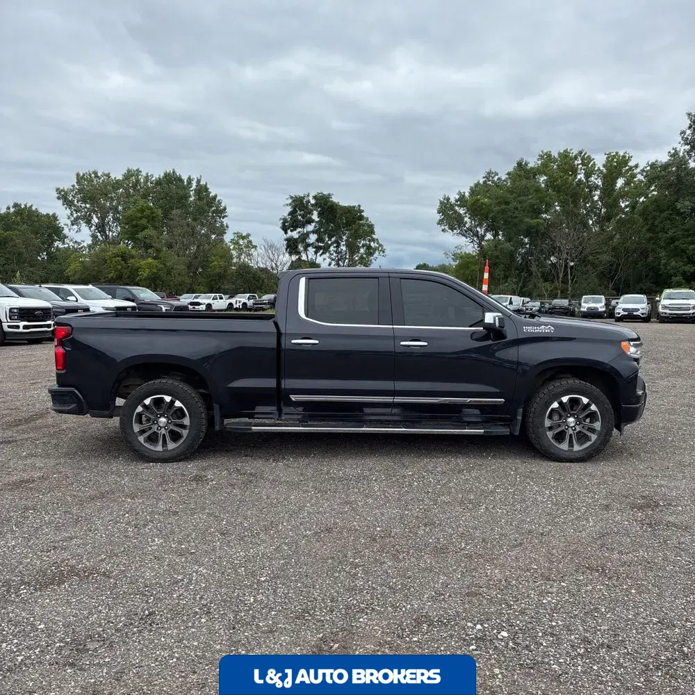 2022 Chevrolet Silverado 1500 High Country