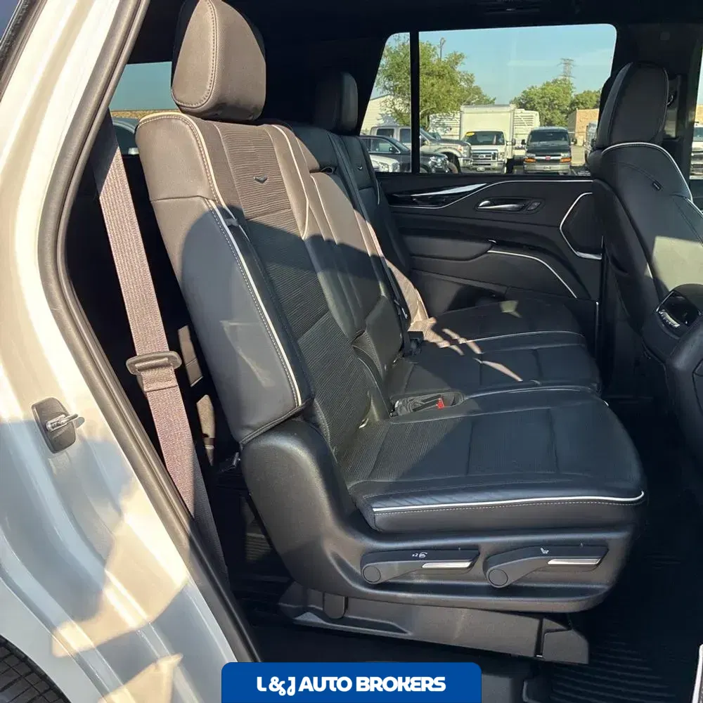 2021 Cadillac Escalade Sport