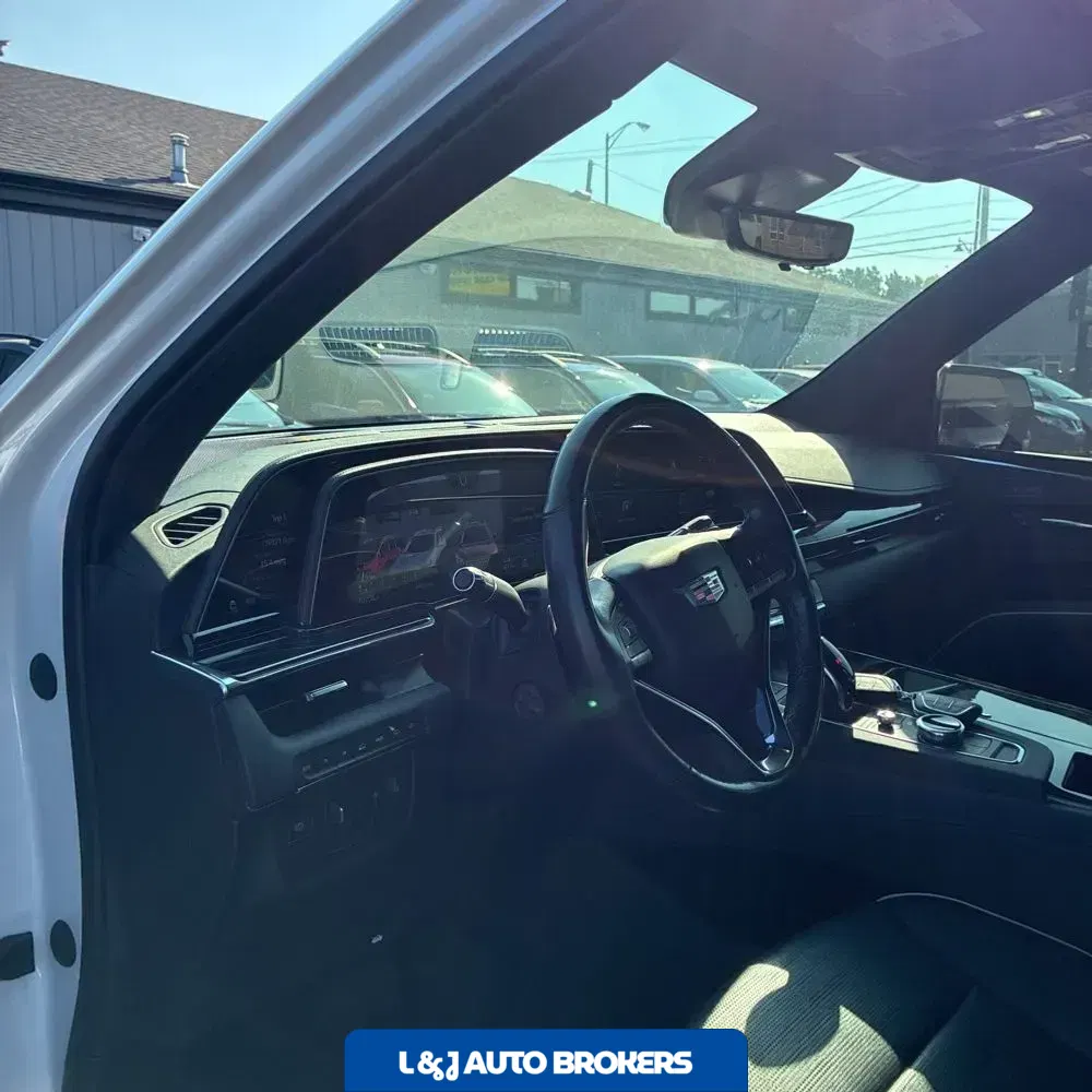 2021 Cadillac Escalade Sport