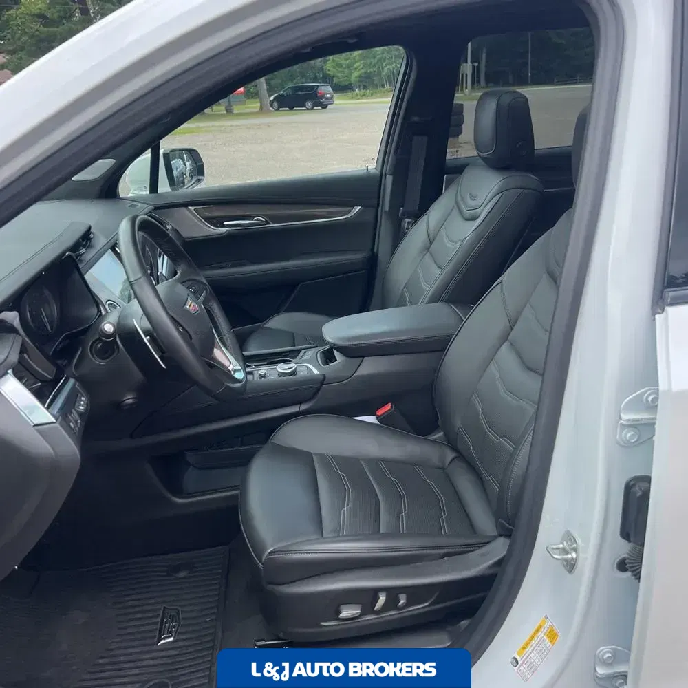 2024 Cadillac XT6 Sport