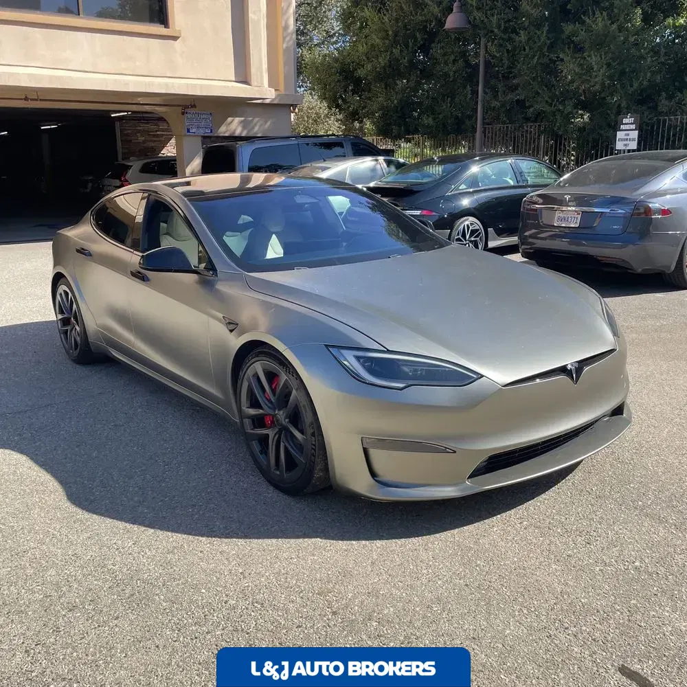 2023 Tesla Model S Plaid