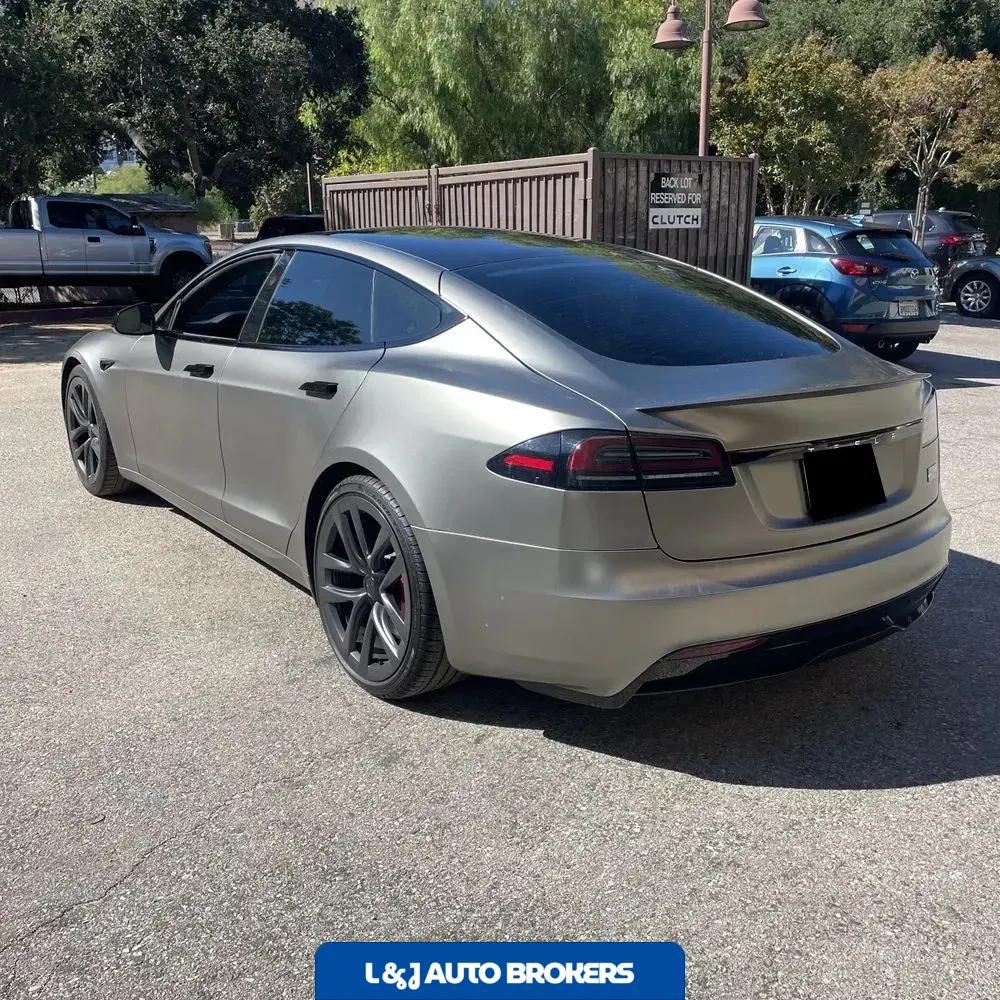 2023 Tesla Model S Plaid