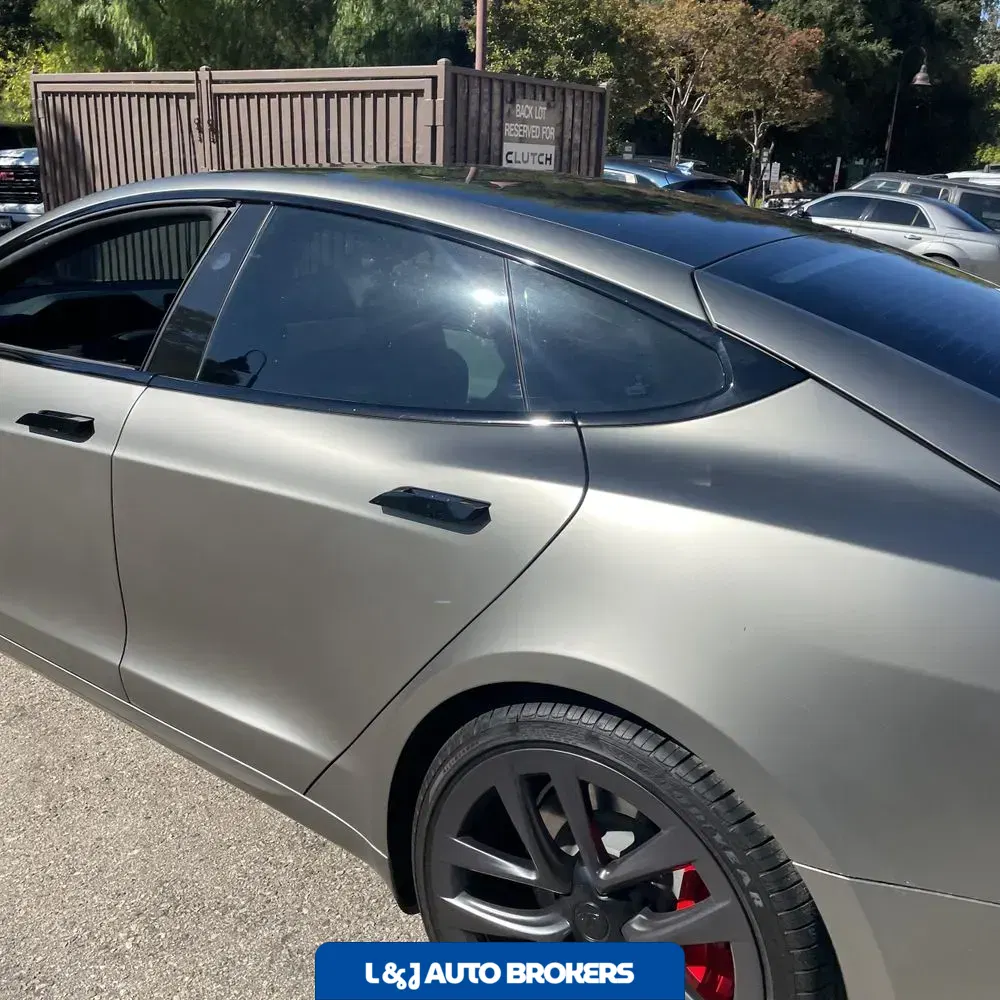 2023 Tesla Model S Plaid