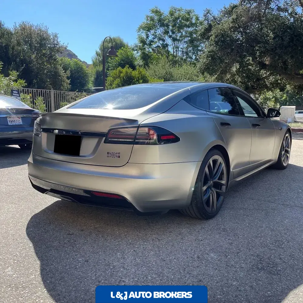 2023 Tesla Model S Plaid