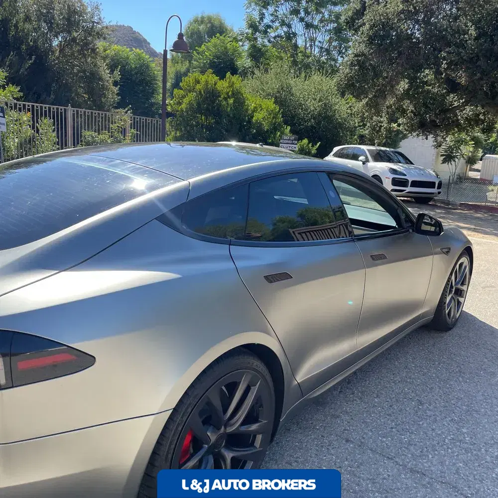 2023 Tesla Model S Plaid