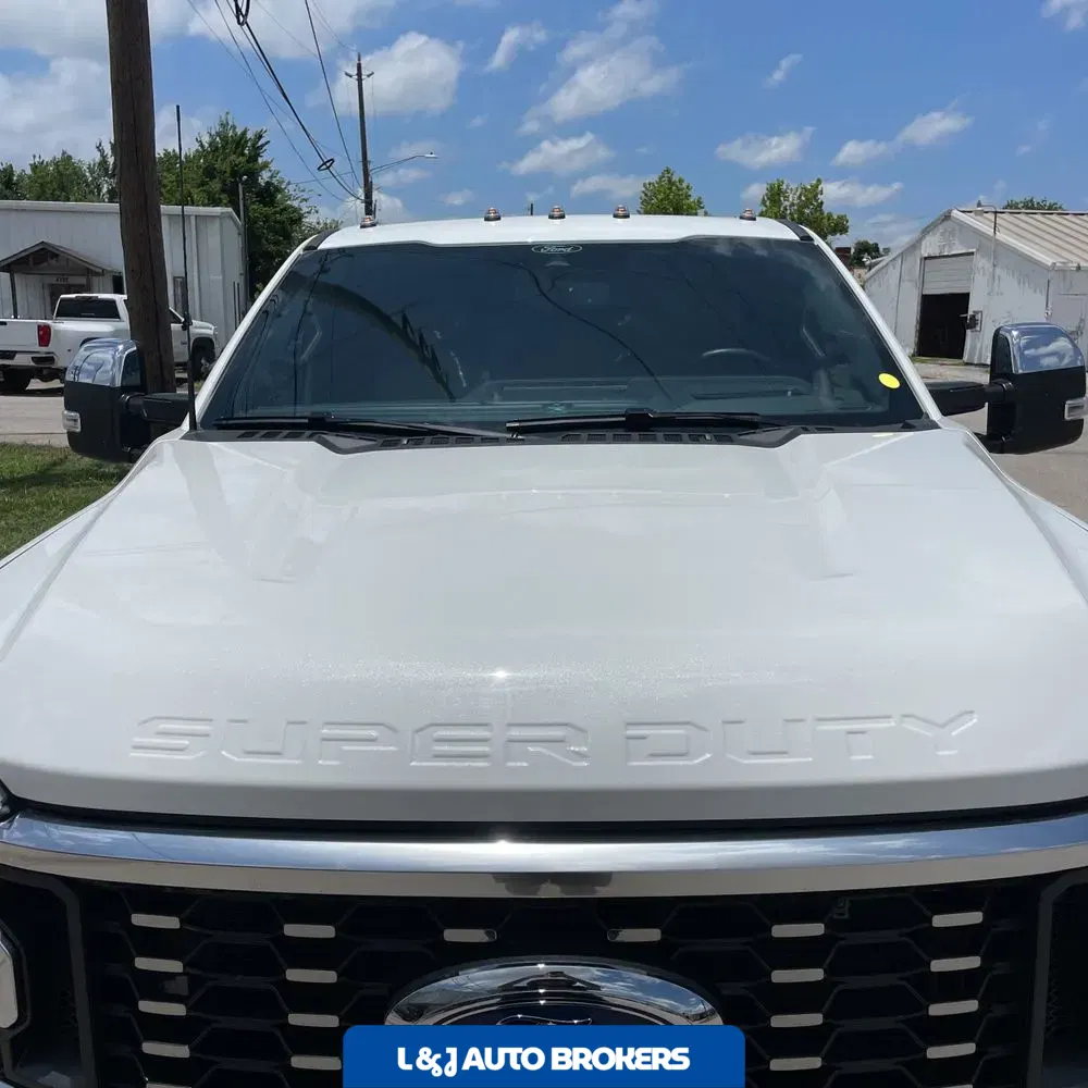2024 Ford F-350 Super Duty Lariat