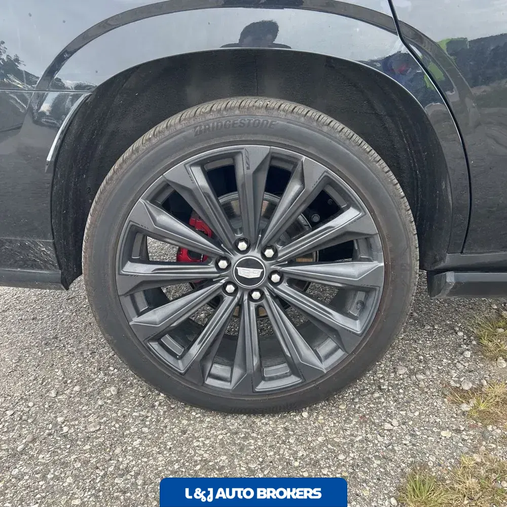 2025 Cadillac Escalade V-Sport
