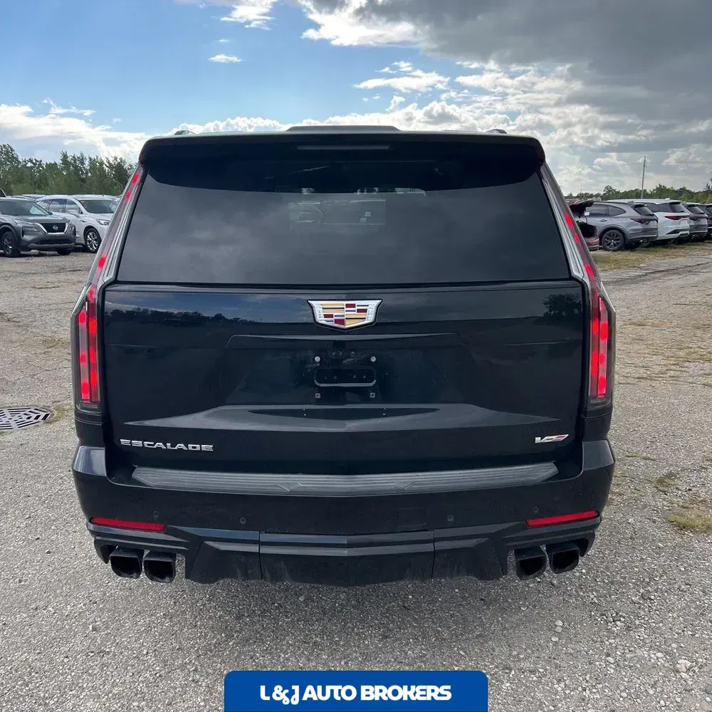 2025 Cadillac Escalade V-Sport