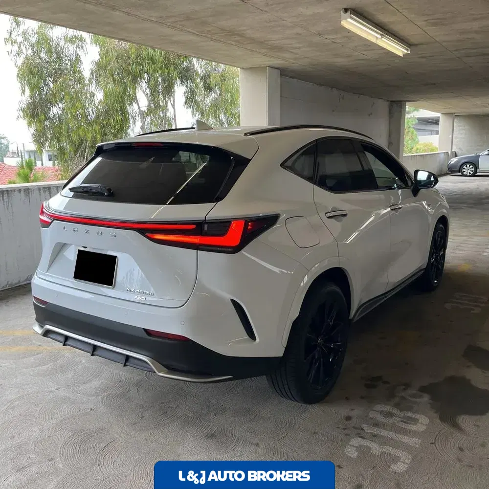 2024 Lexus NX 450h+ F SPORT Handling