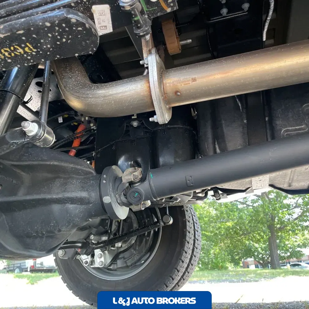 2025 Ford F-450 Super Duty Platinum